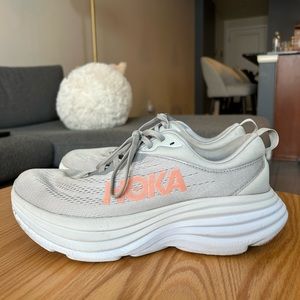 Hoka Bondi 8 Women’s Size 9 (B Medium Width)